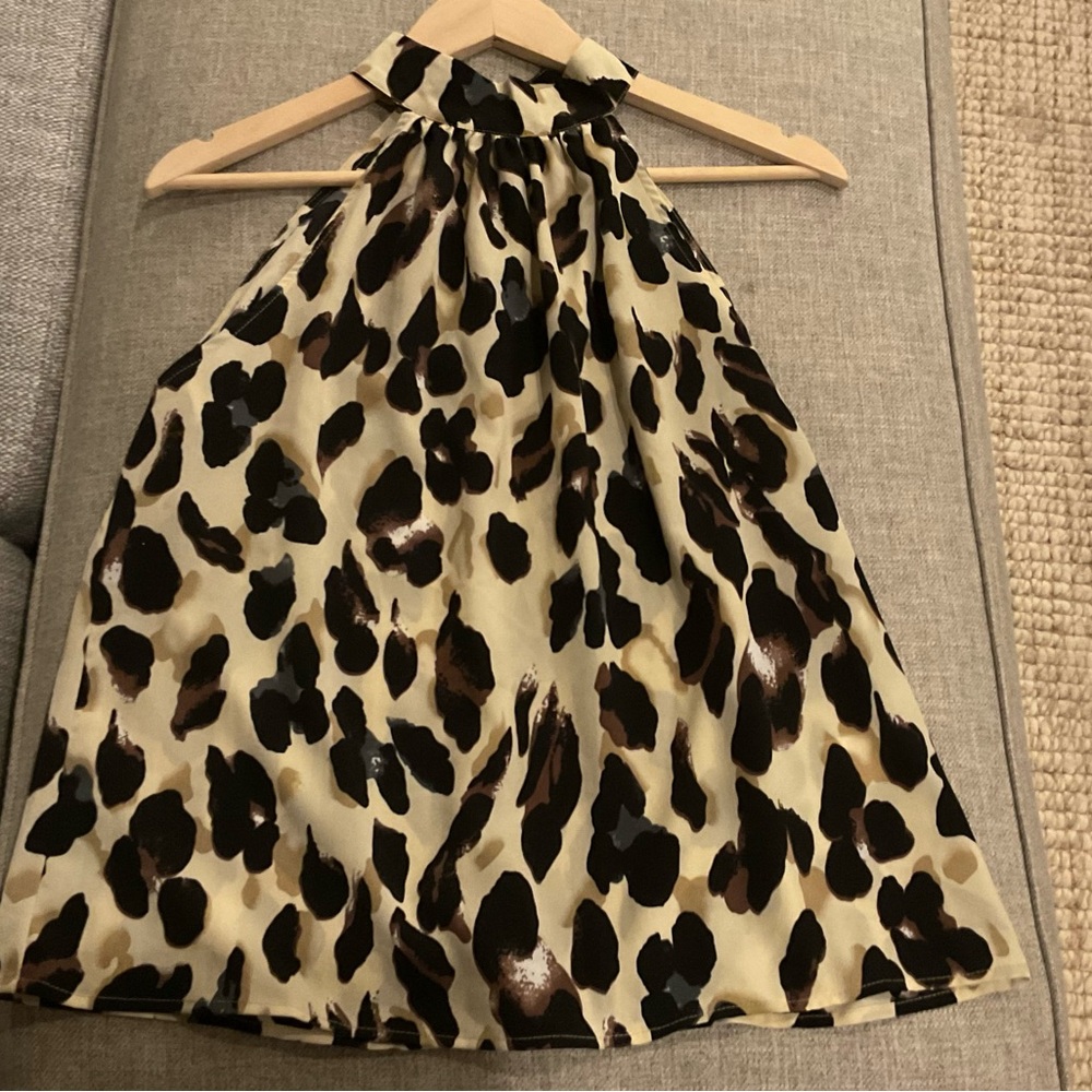 Leopard pattern blouse, 
M size. Never worn